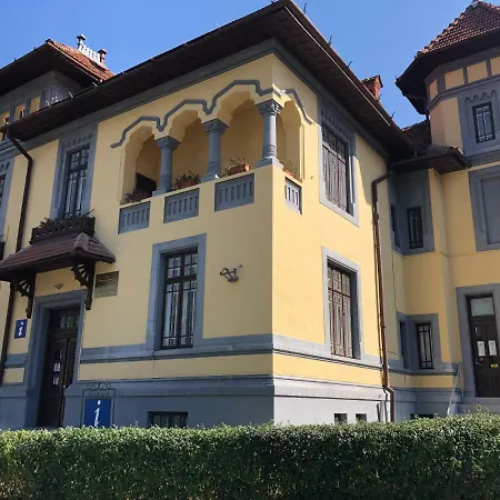 Schei 1 Daire Braşov